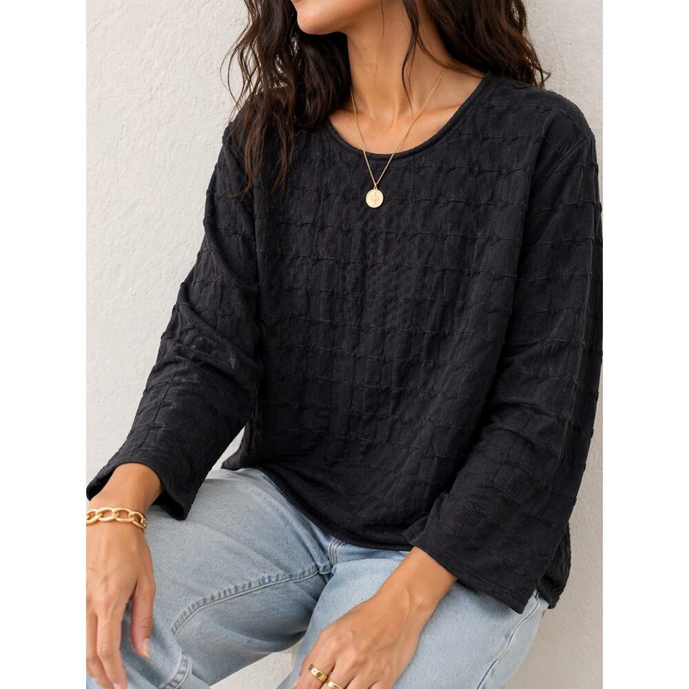 FOCUS Black Textured Quilted Top Long Sleeve Cotton Minimalist Classic | Medium - Picture 2 of 8